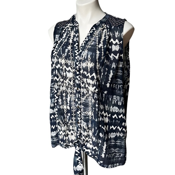 Artesia V-Neck Sleeveless Tie Front Top, Sz L - Picture 3 of 12